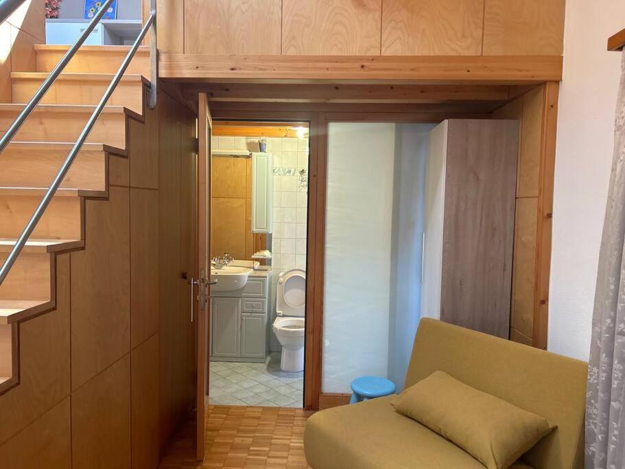 דירות A Hilarious Hideaway In Roveredo מראה חיצוני תמונה